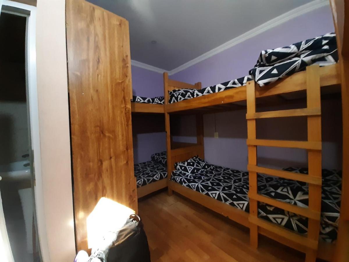 Every Day Lux Hostel 바투미 외부 사진