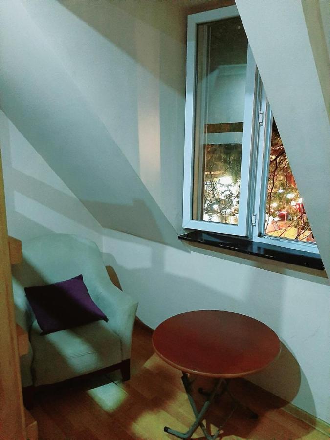 Every Day Lux Hostel 바투미 외부 사진